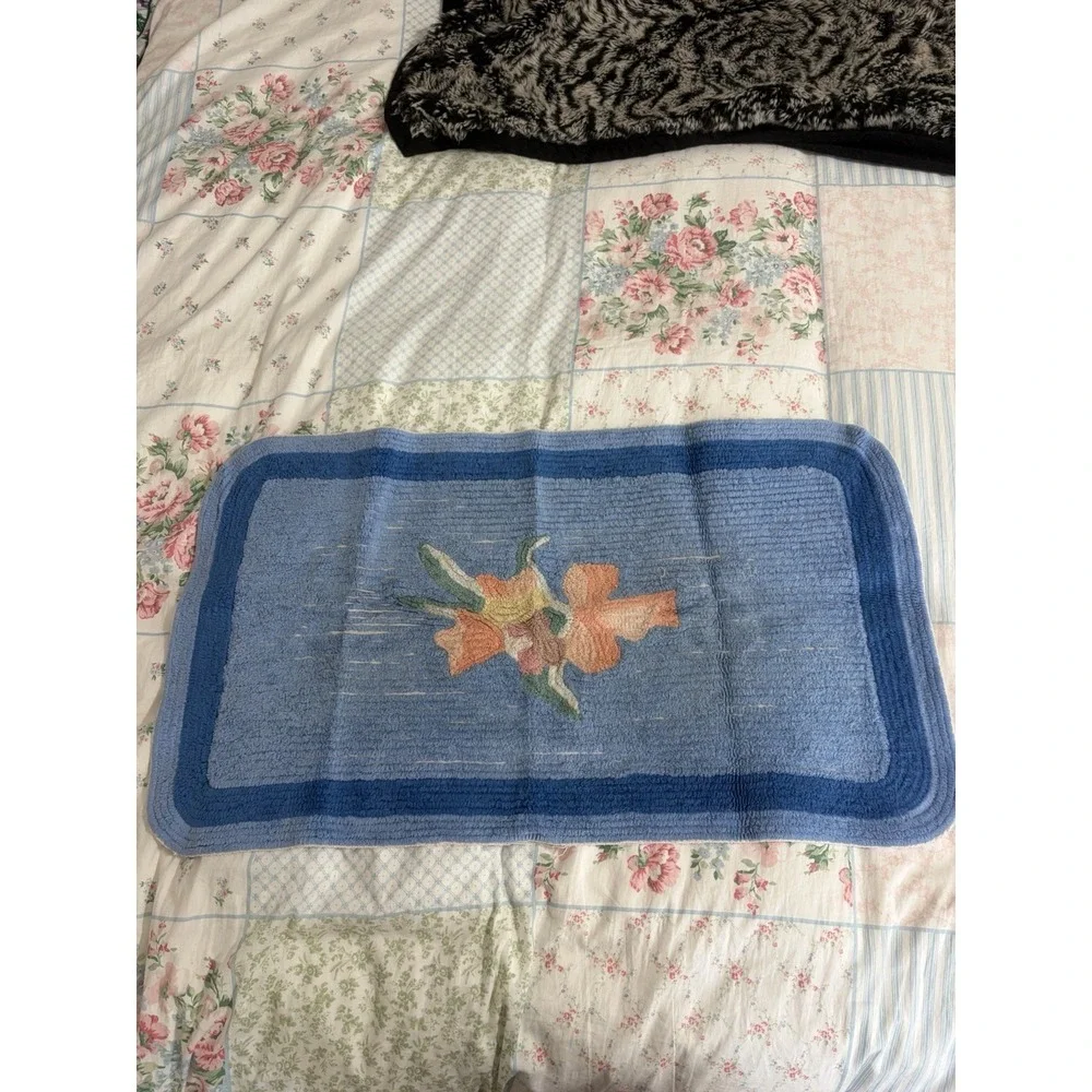 Chenille Blue and Pink Floral Bath Rug 33